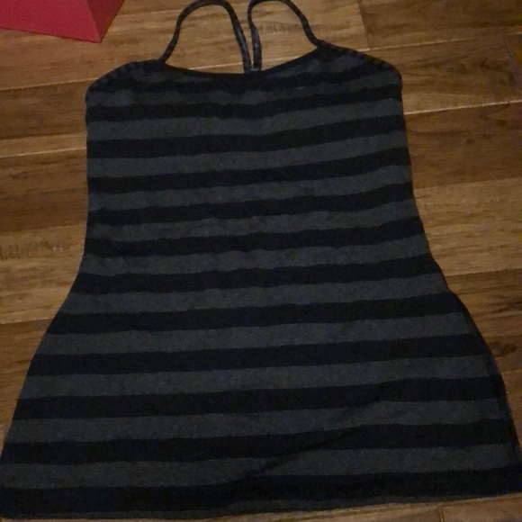 Lulu lemon tank - Picture 1 of 1